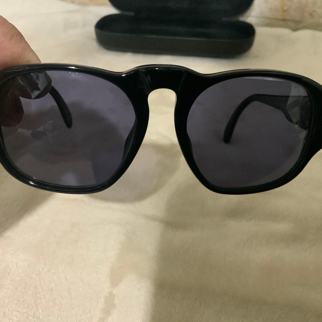 CHANEL ブラック サングラス 専用ケース付き