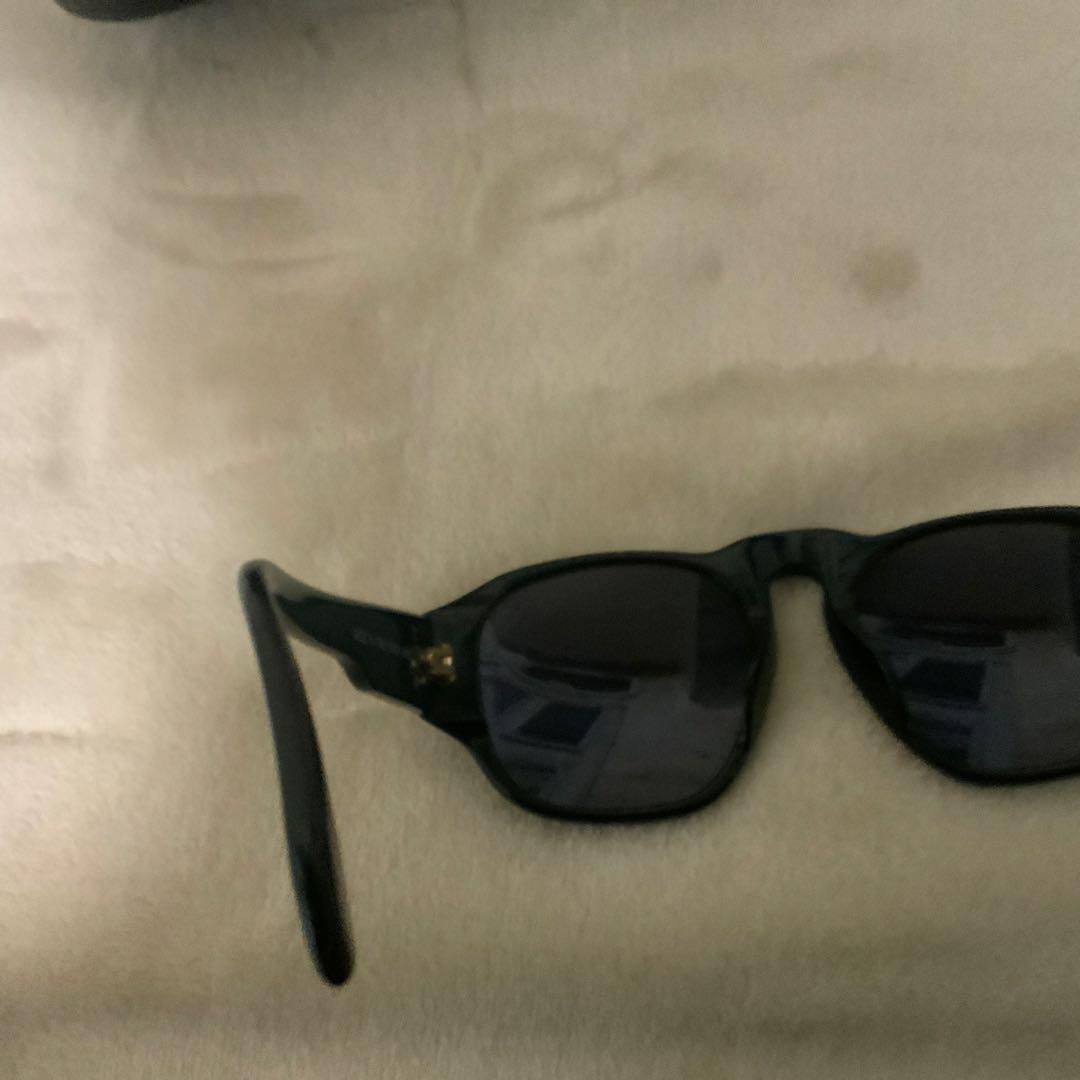 CHANEL ブラック サングラス 専用ケース付き