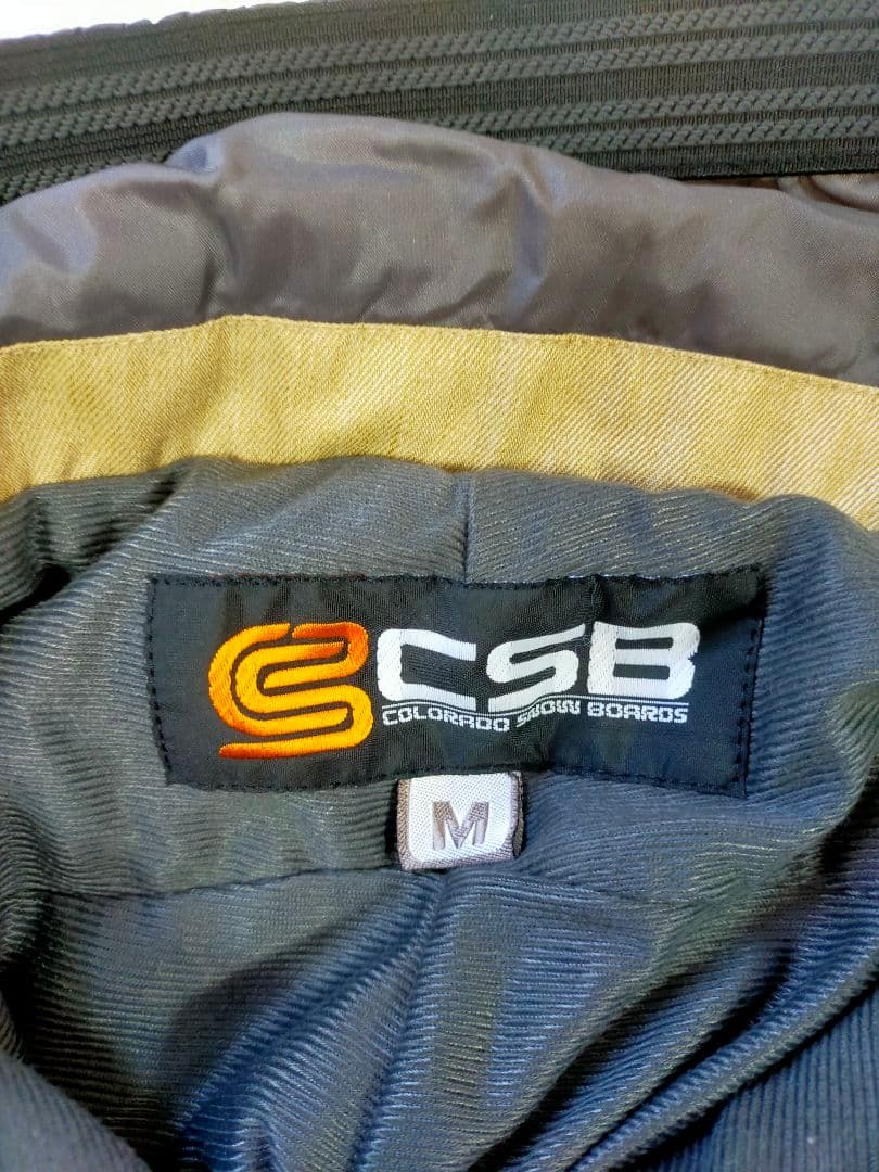 【コスモス】女性用スノーボードウェアセット、そのままゲレンデへ！