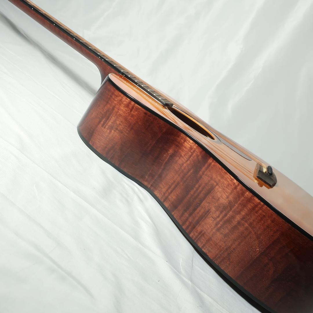 段ボール美品 Headway HF-630 ギター ケース付 トラ杢 トップ単板