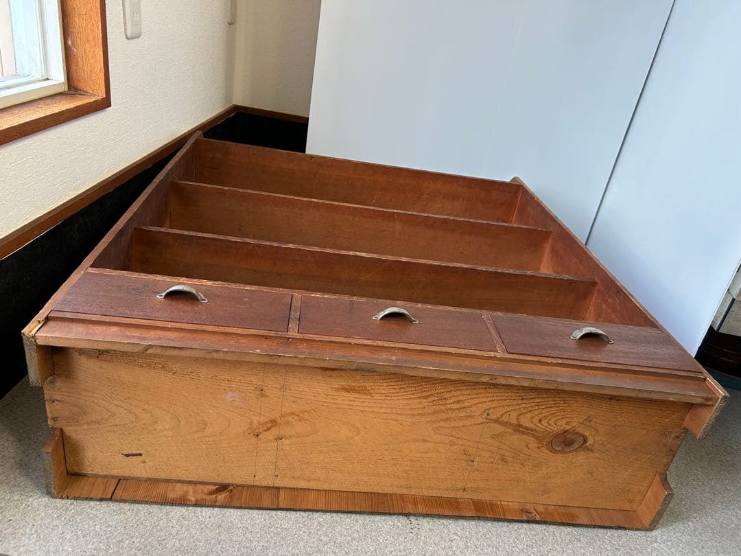 アンティーク 木製引き出し付飾り棚　チェスト 食器棚 本棚 レトロ　抽斗　古道具