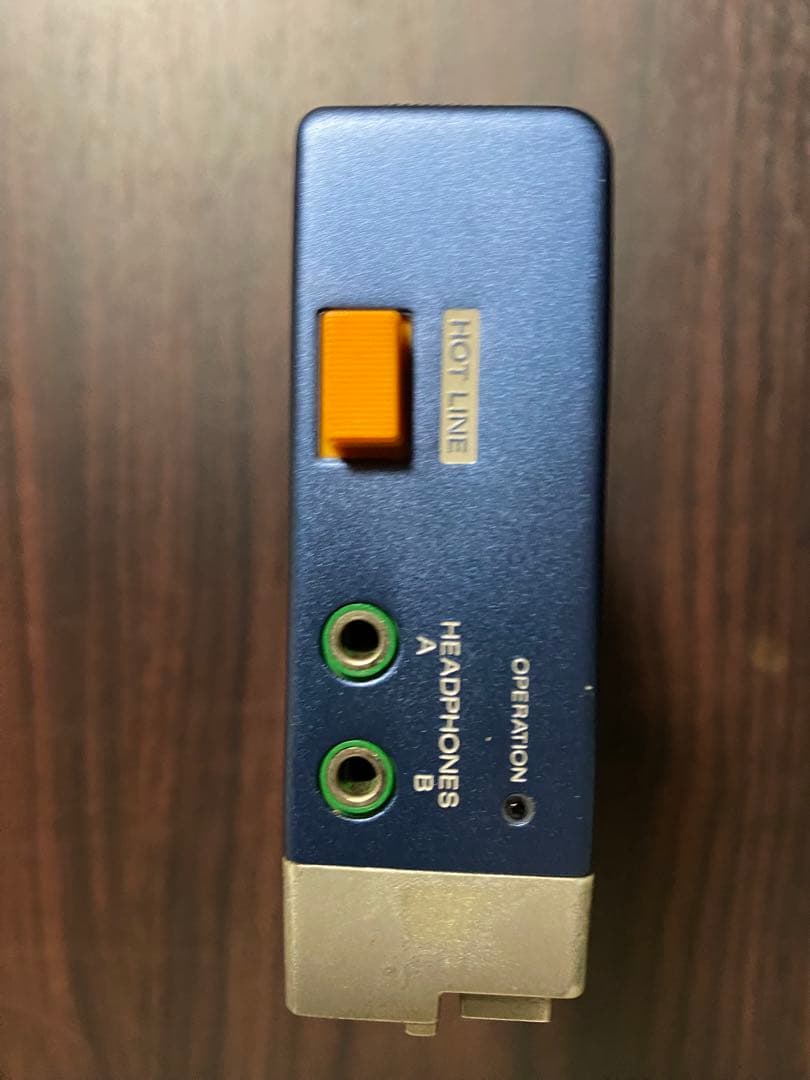 SONY初代ウォークマン TPS-L2 カバー付き