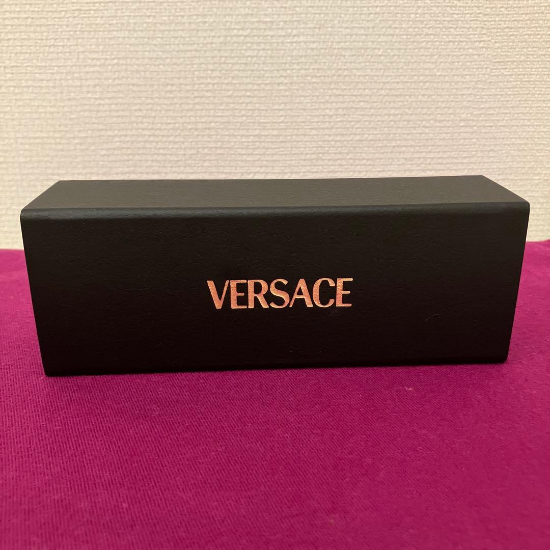 【2/9まで：savanna.dg88さま専用 】VERSACE サングラス