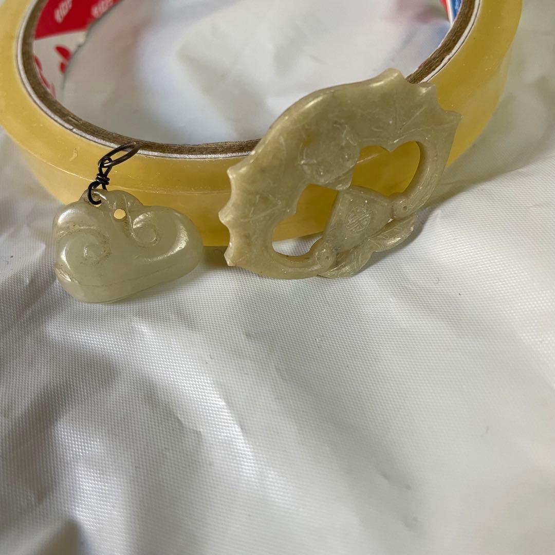 砡　砡石　玉　中国　China アンティーク　骨董　蝙蝠　手彫り　ペンダント　石