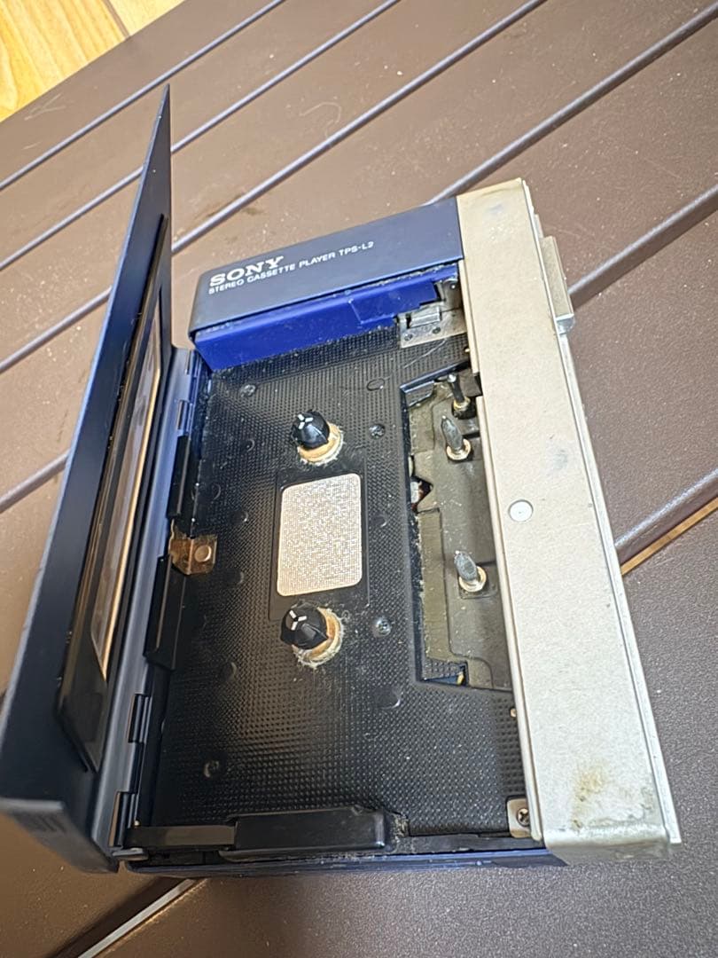 SONY TPS-L2 カセットプレーヤー