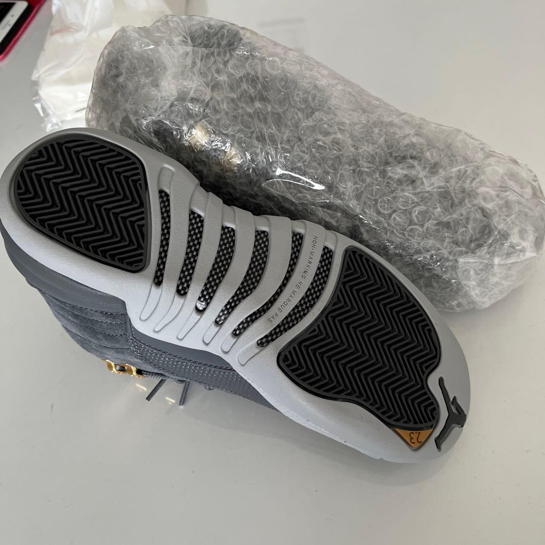 :: JORDAN 12 RETRO :: GRAY サイズ6 Y ::