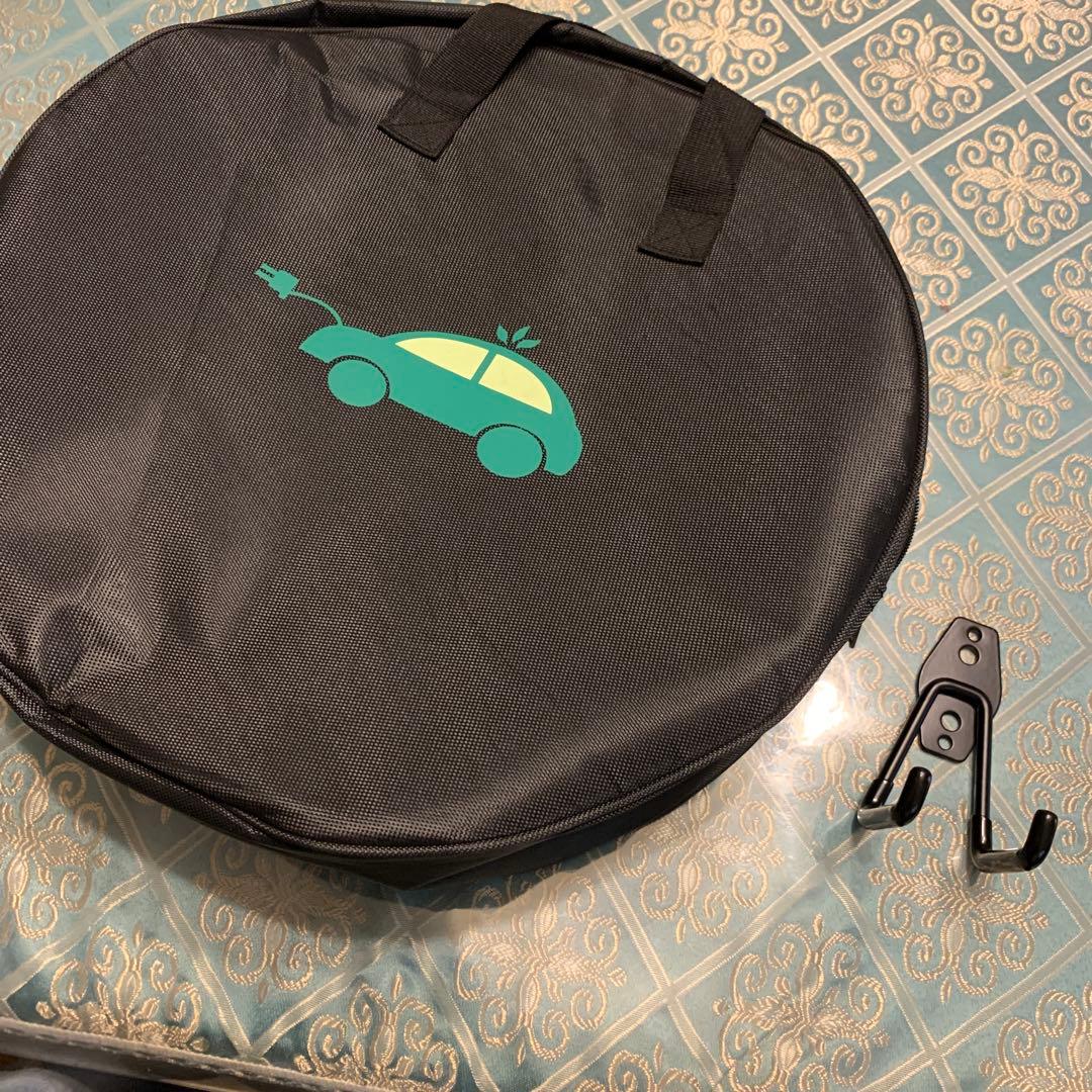 早い者勝ち! Qkcabo EV充電器 国産車対応100V収納バッグ.箱付き