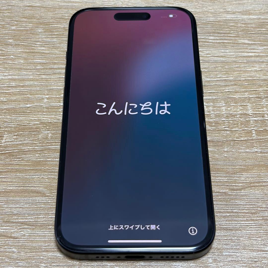 【極美品】iPhone 15 128GB ブラック SIMフリー