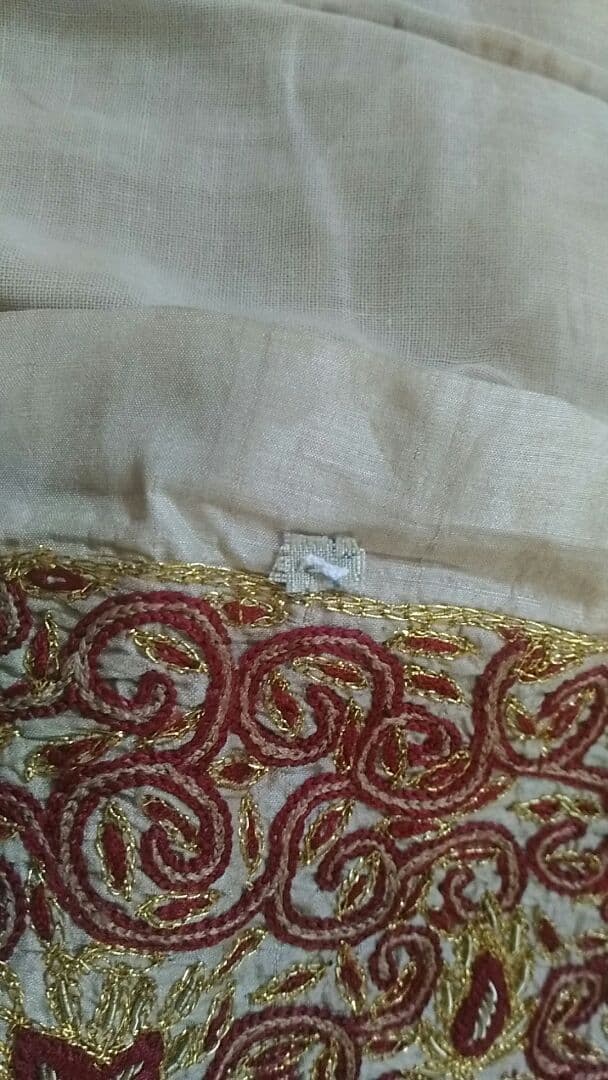 ボリウッド衣装　アンティーク　シルクの刺繍トップス