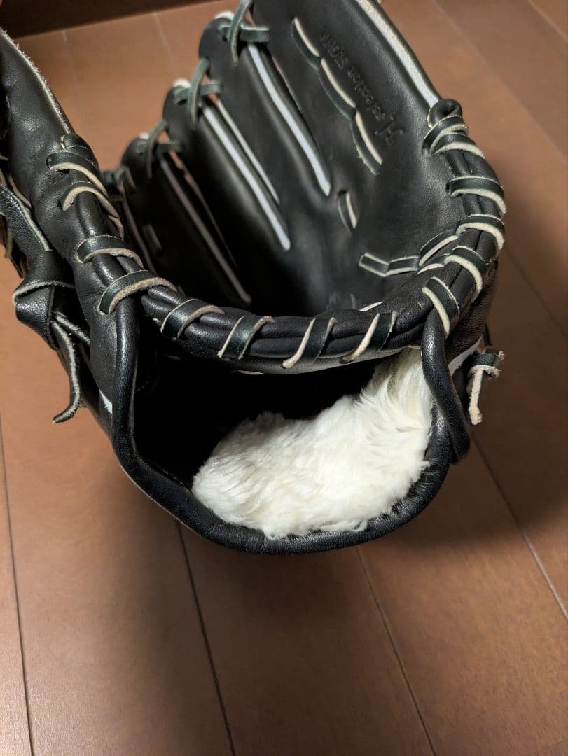 ミズノ 軟式野球グラブ右投げ投手用　グローバルエリート 11号オマケ付き