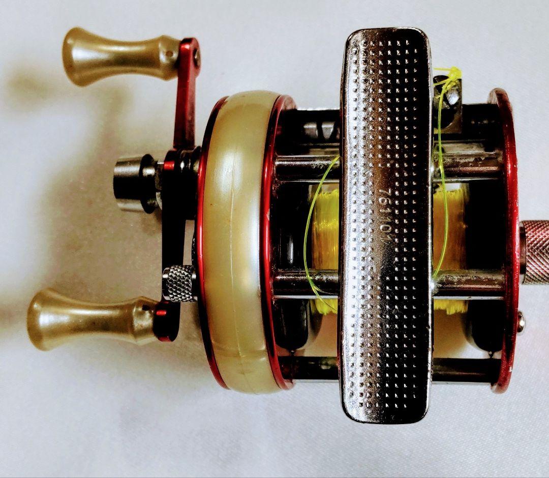 「ヴィンテージ」ABU リール 1750A+おまけオールドチヌ竿「世紀1-15」