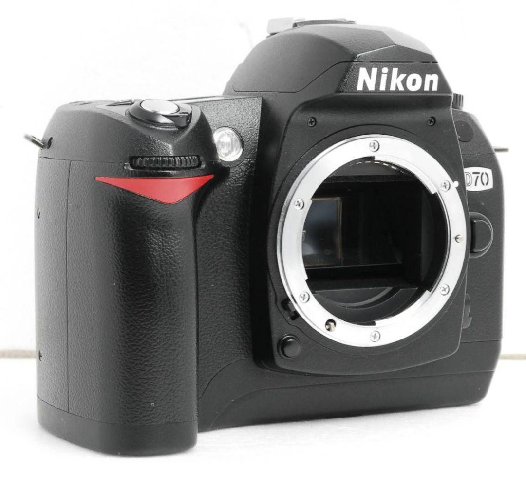 NIKON　D70　ダブルレンズ⚡️初心者⚡️ニコン⚡️一眼レフ⚡️超望遠