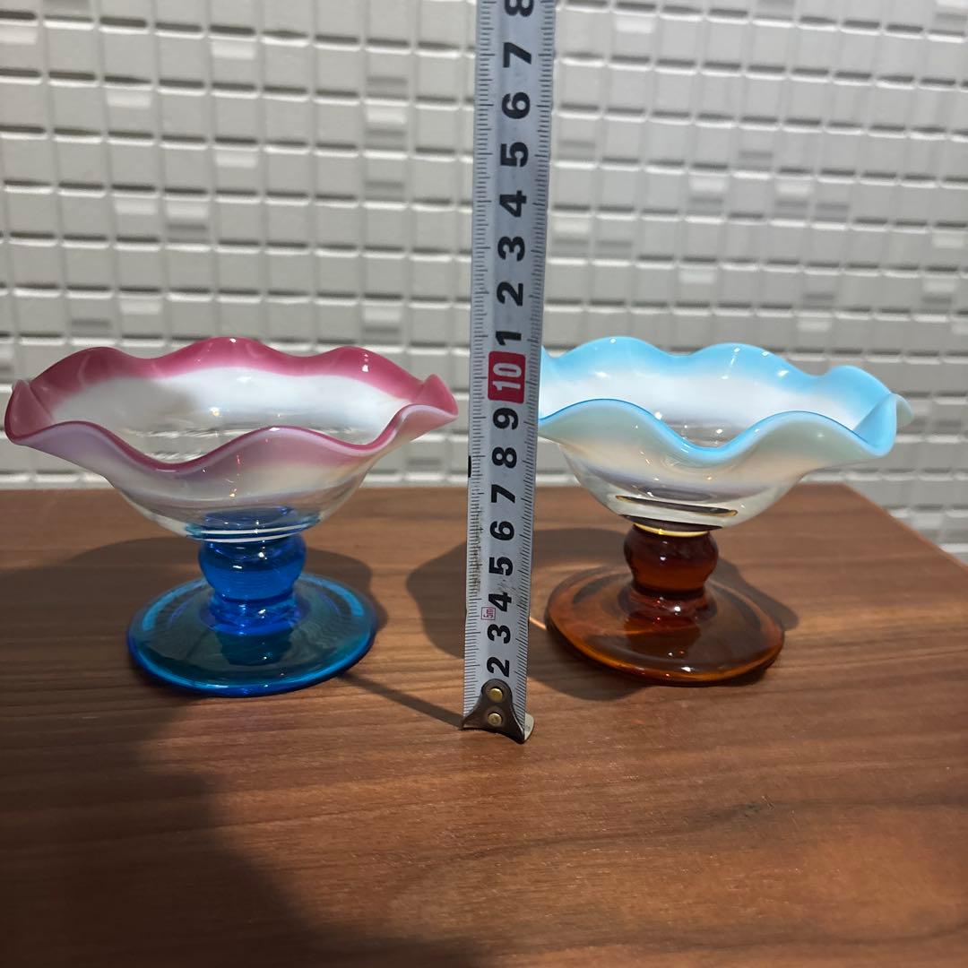 氷コップ 三色 手吹き ガラス 乳白色 レトロ 色付き脚 セット