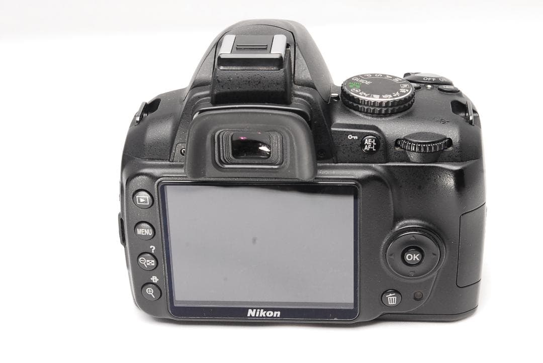 使用回数少なめ✨ Nikon D3000 ✨ 初心者さんおすすめ✨ 元箱付き