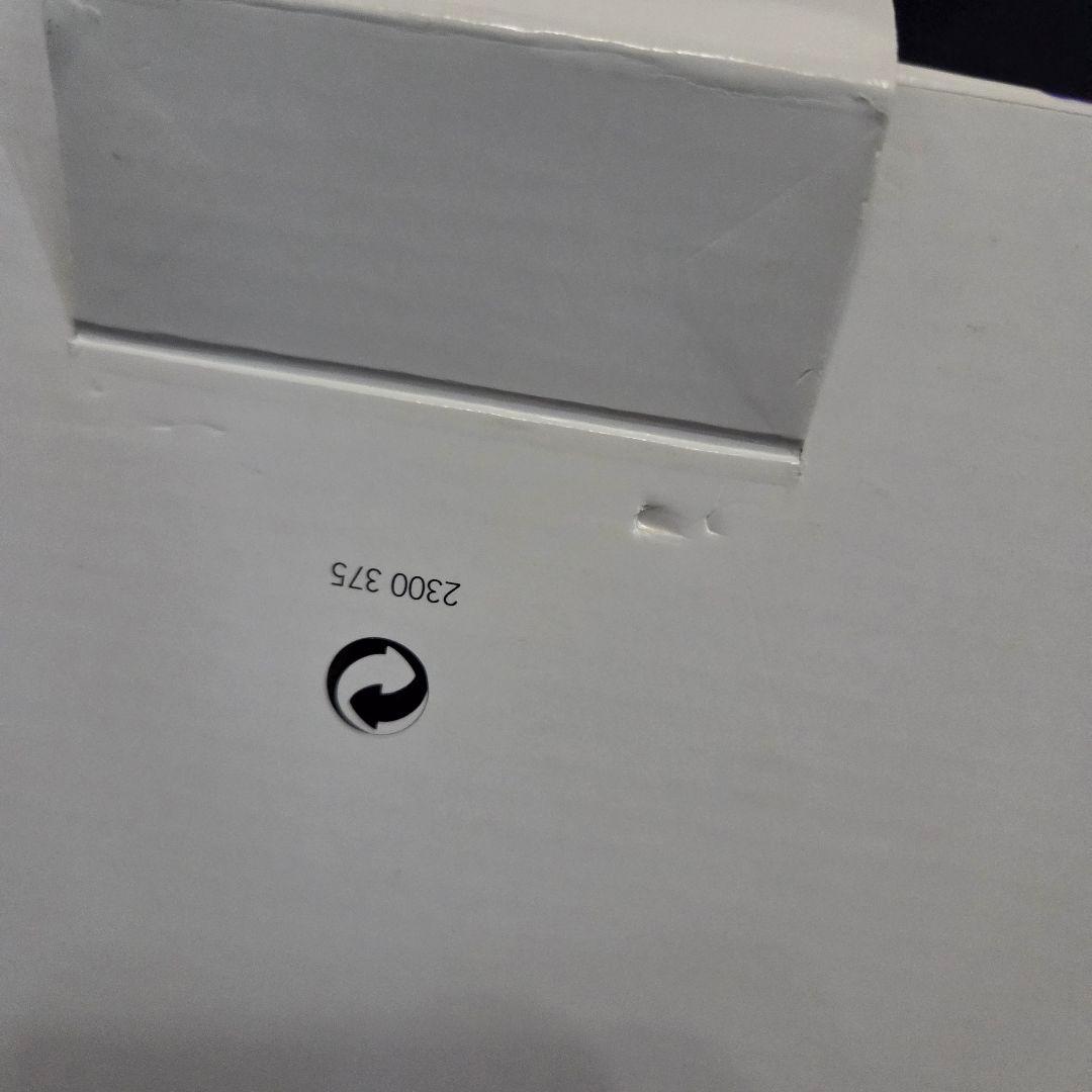 新品未使用ロイヤルコペンハーゲン　メガローズ36.5cmプレート