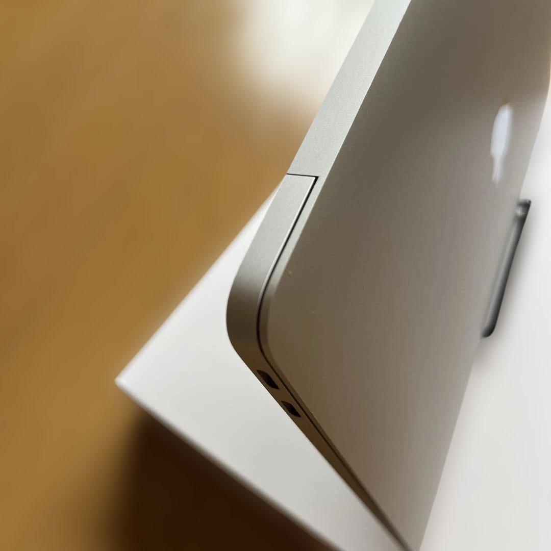 MacBook本体 Apple MacBook Air M1 (2020 )13 8GB 256GB