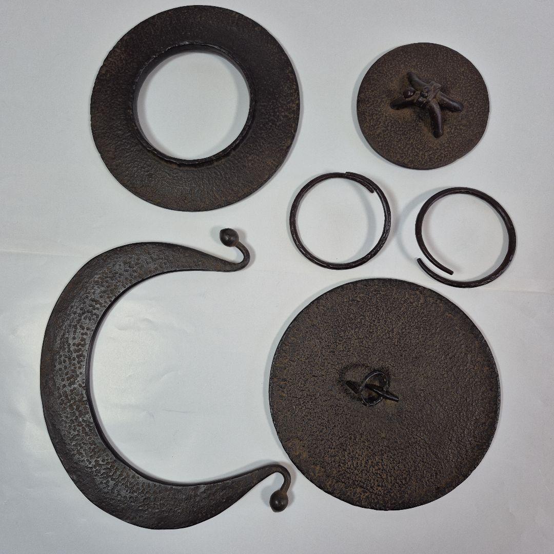茶飯釜(釜、弦、鉄蓋、替蓋、蛇の目蓋、釜鐶)　茶道具　川邊憲一造　共箱付き