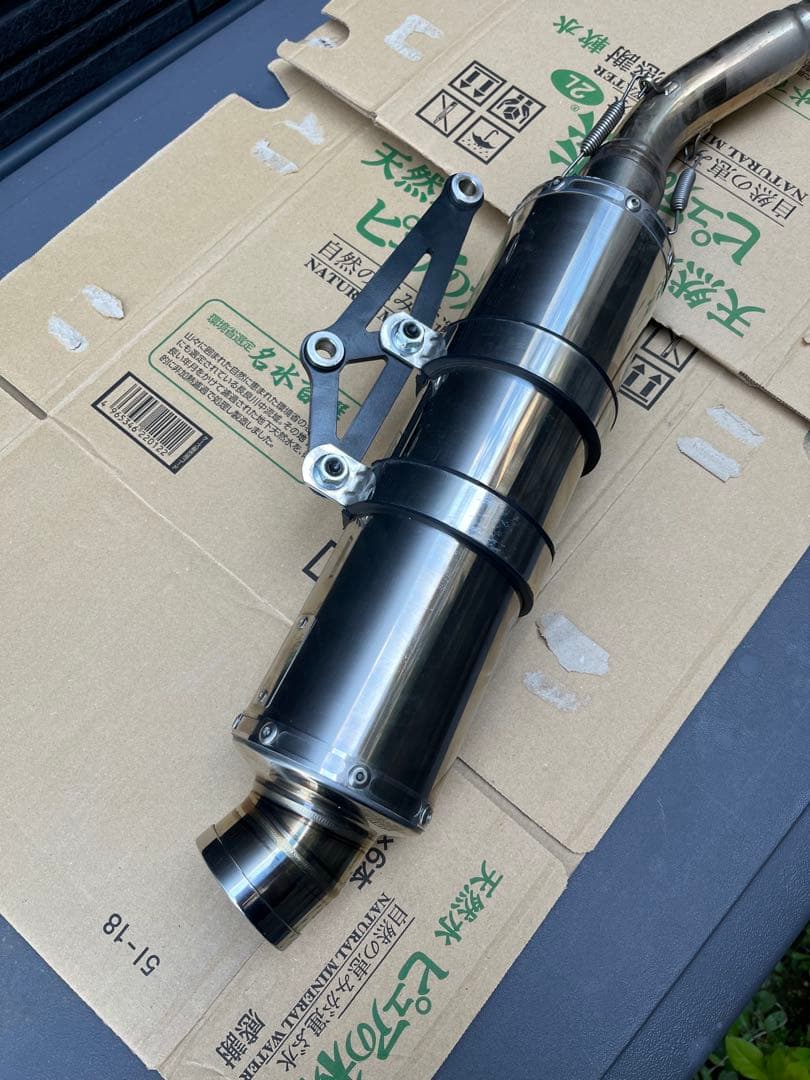 beamsマフラー　ビームスマフラー