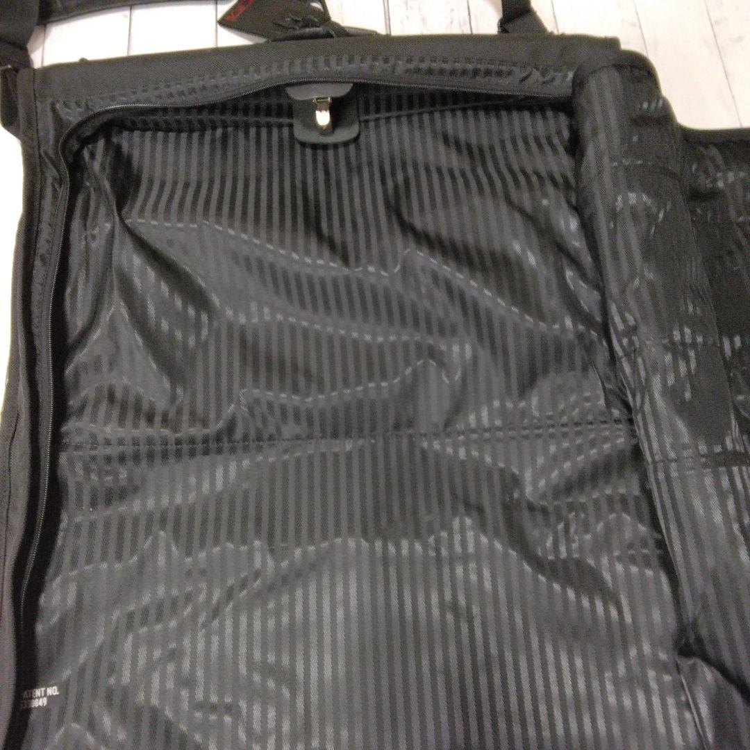 TUMI ガーメントバッグ　トライフォールド　236D3　ビジネスバッグ