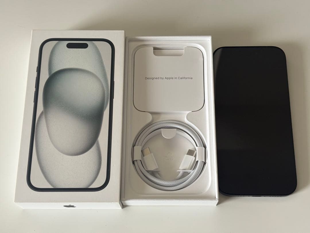 iPhone 15 256GB SIMフリー 98%