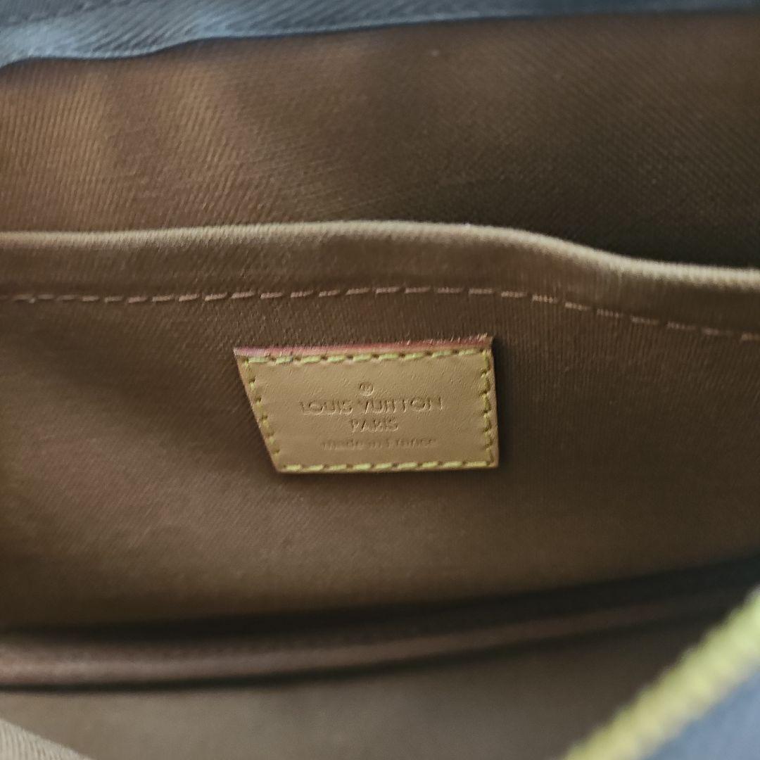 ルイヴィトン ミュルティ ポシェット アクセソワール