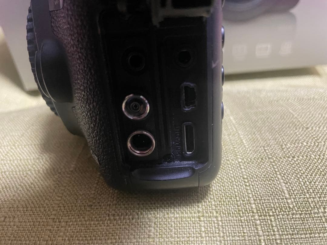 CANON EOS 5D MarkⅢ ＋バッテリーグリップ ＋ CFカード等付属