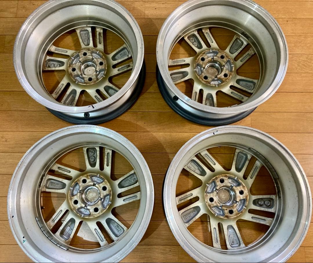 タイヤ・ホイール A 88