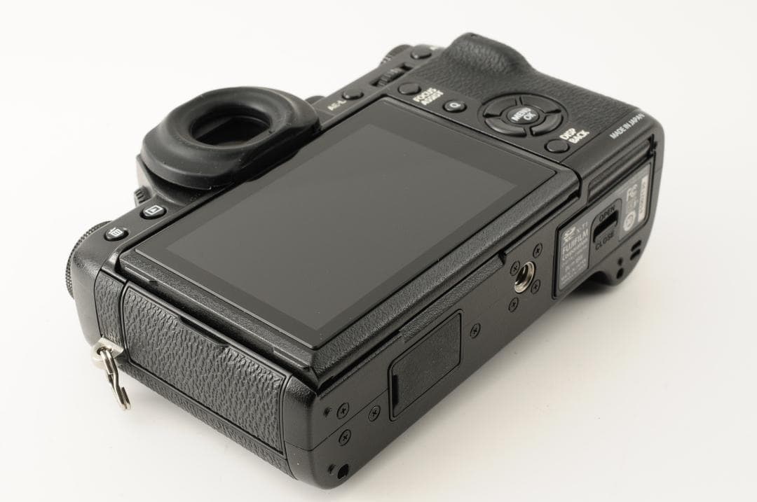 【美品】フジフィルム FUJIFILM X-T1 《シャッター回数 16回》