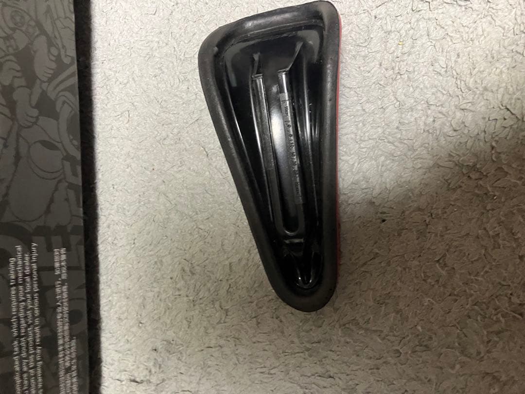 Gipsy ランバイク　可変ミニサドル　カーボンシートポスト付