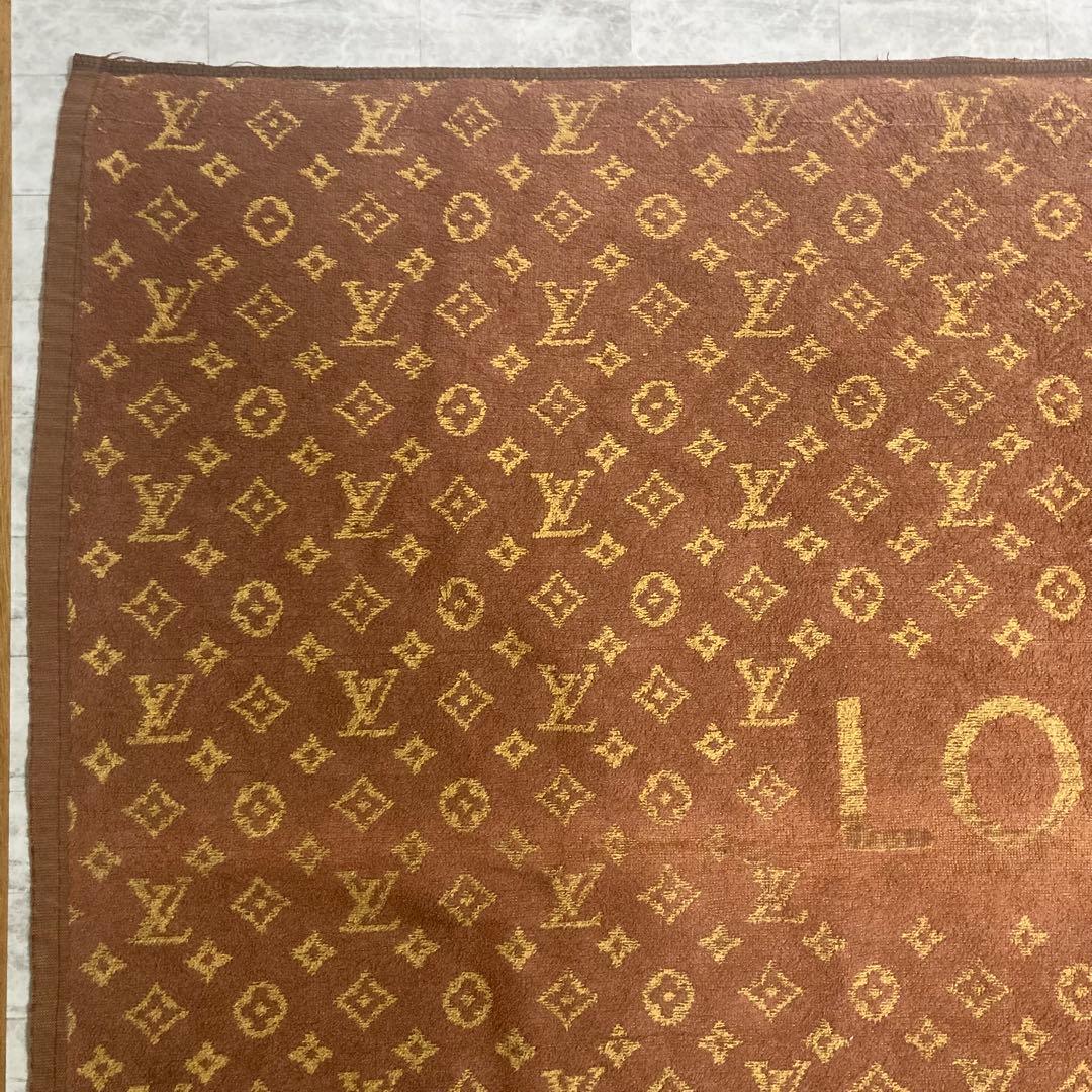 ルイヴィトン　LOUIS VUITTON ビーチタオル　モノグラム　ブラウン