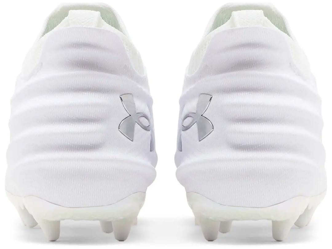 アンダーアーマー 27 アメフト スパイク シューズ 白 靴 クリート