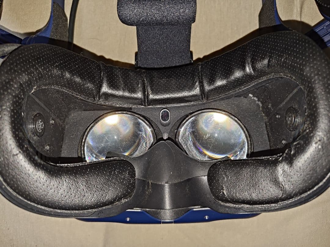 ディスプレイ・モニター本体 VIVE pro