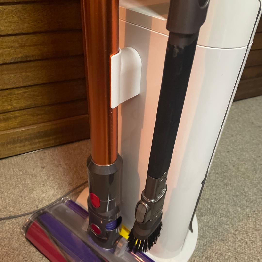 Dyson V10 fluffy クリーナー 本体 フルセット　長時間使える