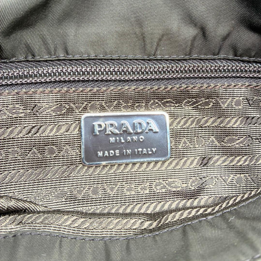美品 PRADA プラダ ナイロン ショルダーバッグ カーキ A1359B1