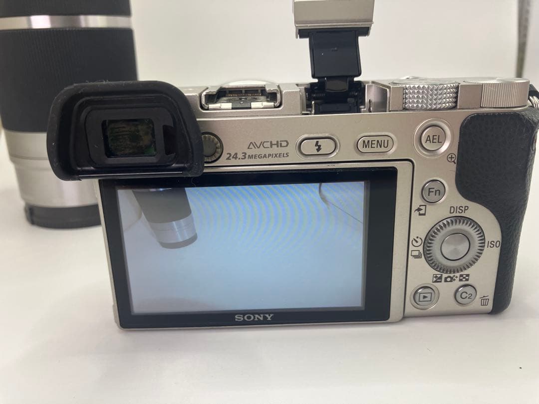 【返品保証・動作良好】SONY α6000 ダブルズームレンズキット シルバー