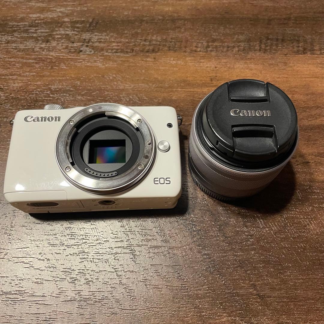 Canon EOS M10 ホワイト 本体 + 付属品