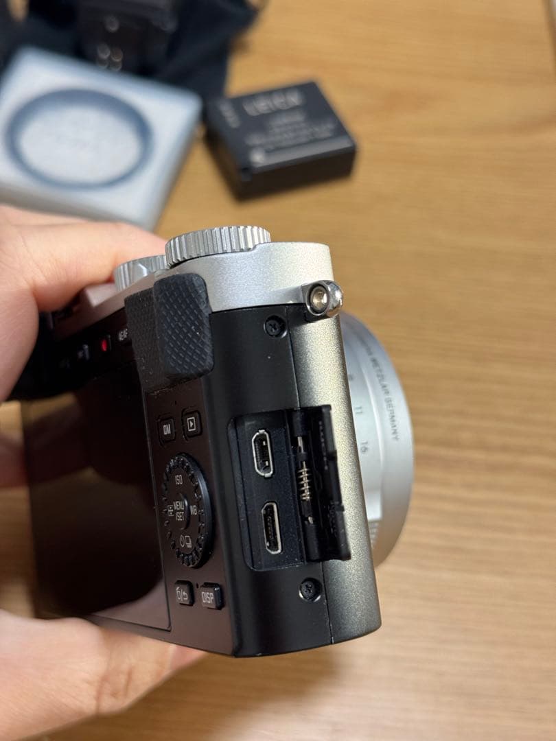 LEICA D-LUX 7 コンパクトデジタルカメラ