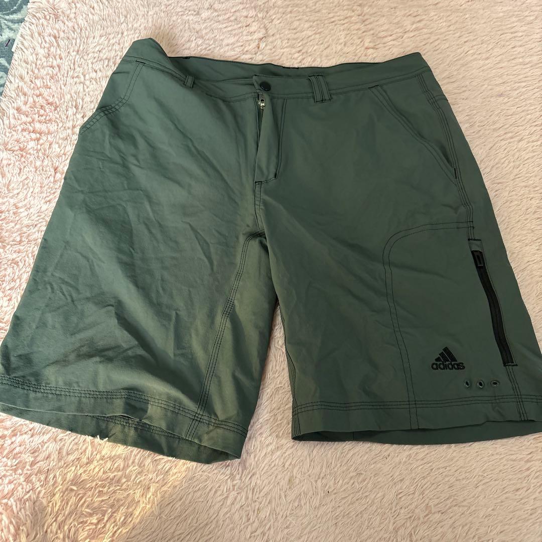 古着　アディダス　ウエア、パンツセット お値引きしました。10000→8500
