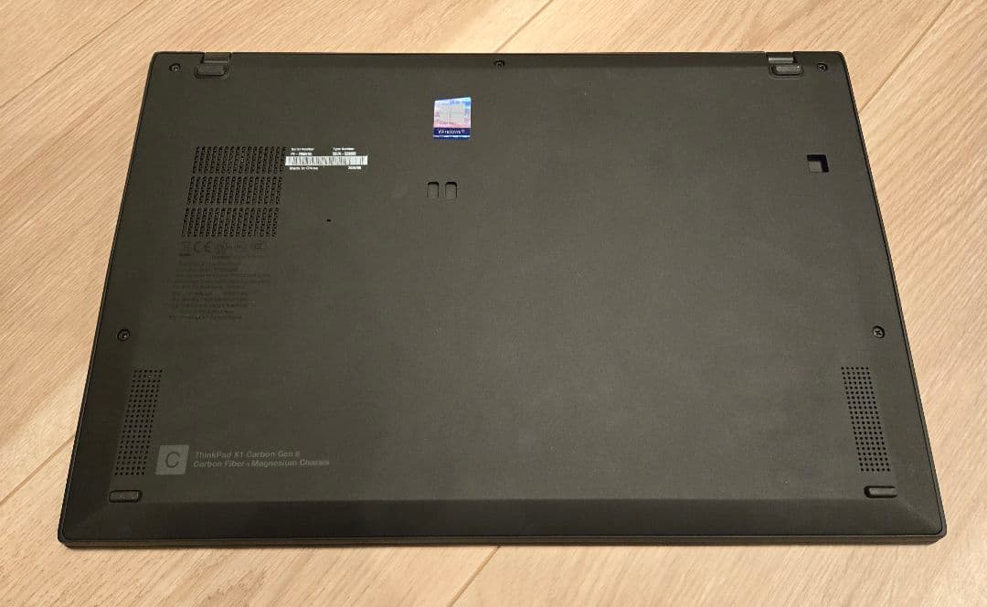 【極美品】Lenovo ThinkPad X1 Carbon Gen8 i7搭載