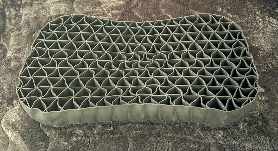 ヒツジのいらない枕　極柔　箱無しカバー付