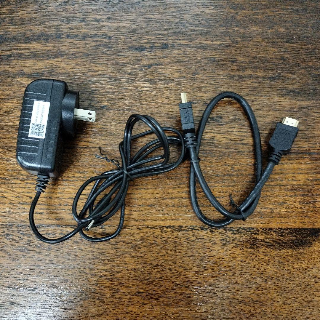 ポータブルゲーミングモニター　プレ4対応HORI　15.6インチ