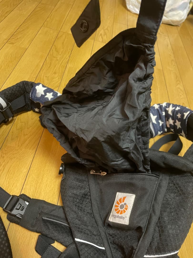 エルゴベビー 抱っこひも 黒 星柄