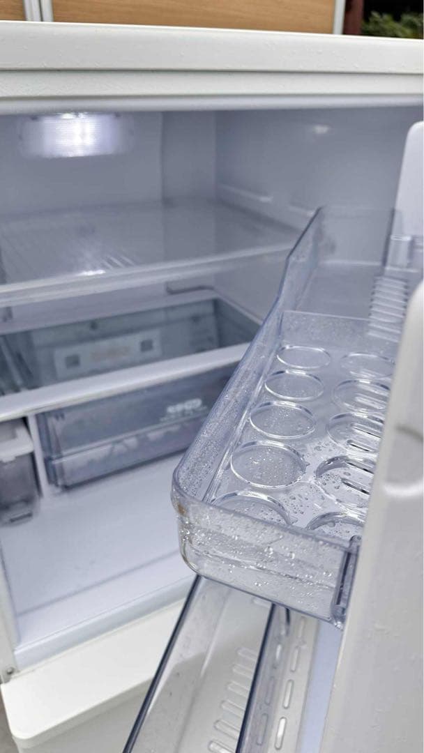 【セール】AQUA アクア 冷蔵庫　除菌機能 ミルク AQR-SV24K（W）