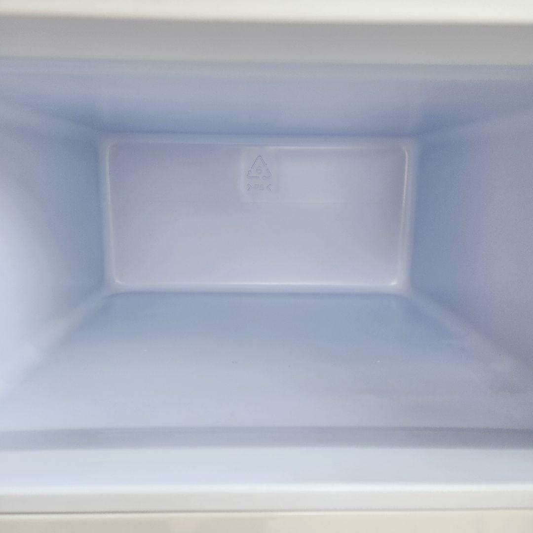 アイリス　2024年製　レトロ冷蔵庫　81L ライトグリーン