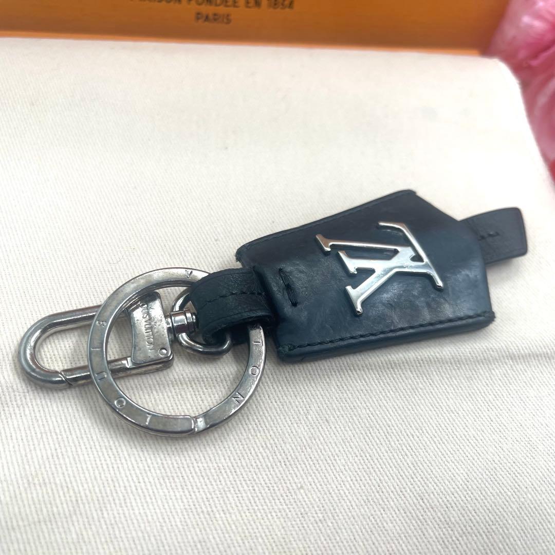 ルイヴィトン キーホルダー キーリング クロッシュ クレ チャーム　866