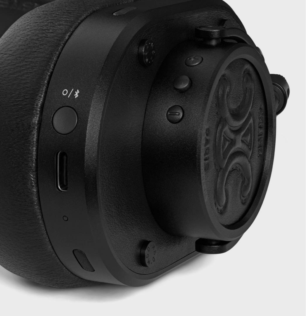 CELINEヘッドフォン / スムースカーフスキン＆ラムスキン トリオンフ