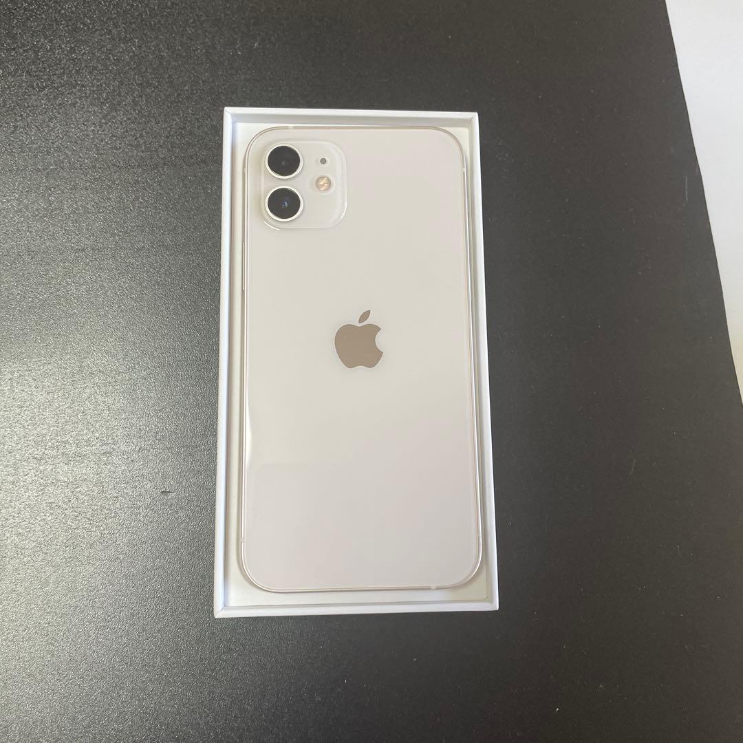 超美品Apple iPhone 12 ホワイト 本体６４GB