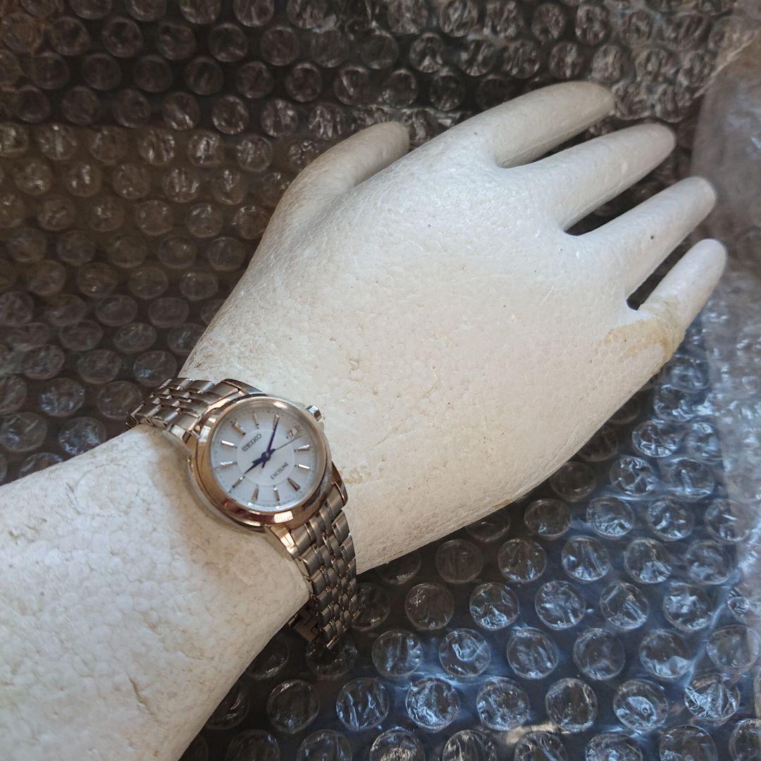 SEIKO EXCELNE 1B22 3B51レディース 腕時計
