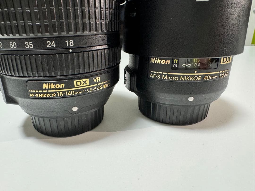 Nikon D5200 一眼レフ 本体+レンズ4本+バッテリー4個+他付属品