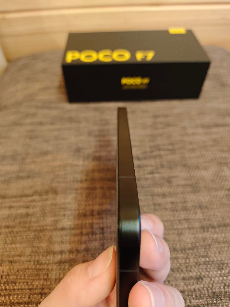 【ぬりこ】Xiaomi POCO F7 256GB ブラック 本体